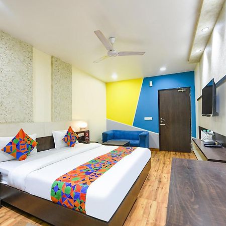 Fabhotel West View Gáziábád Kültér fotó