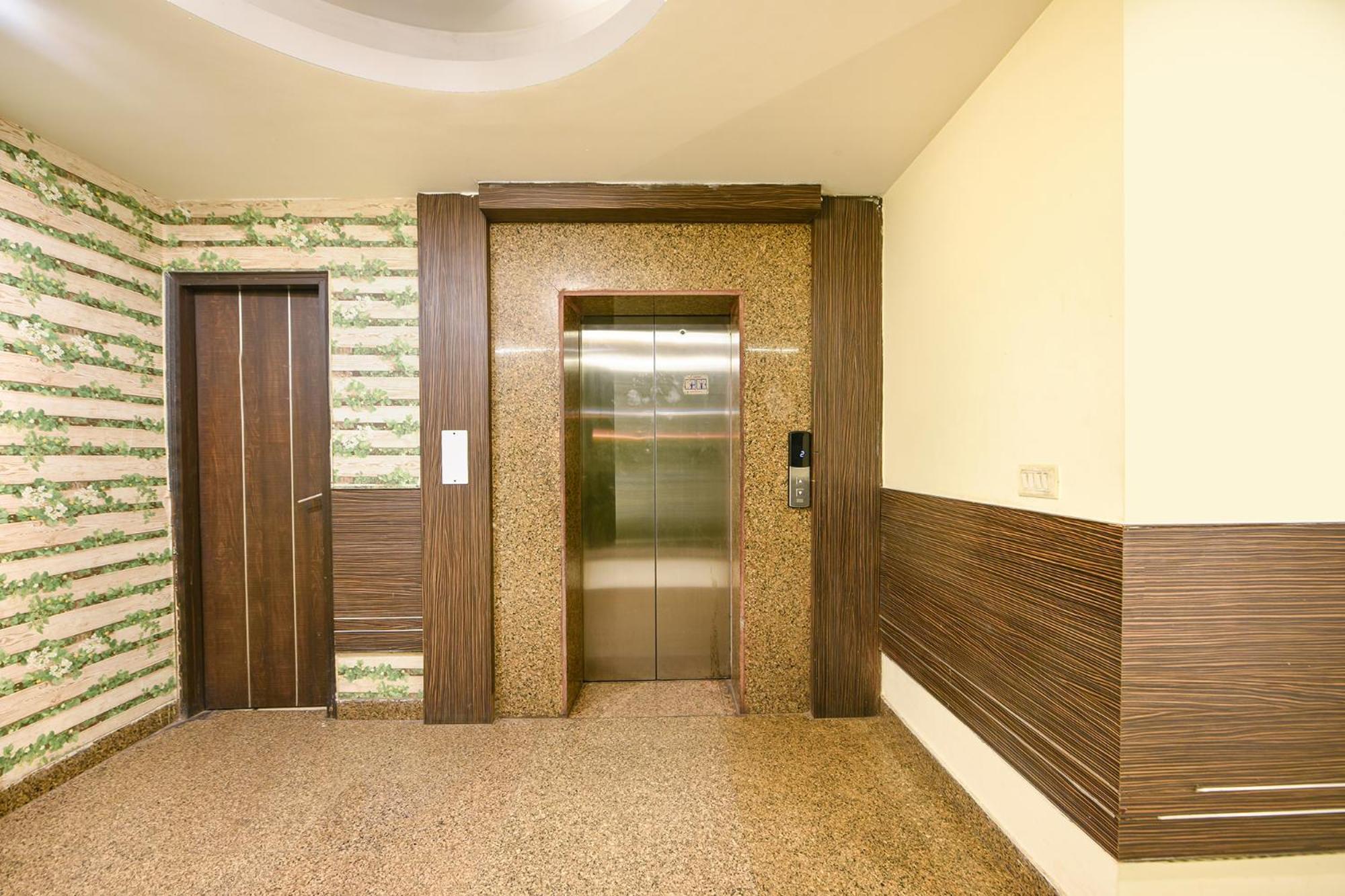 Fabhotel West View Gáziábád Kültér fotó