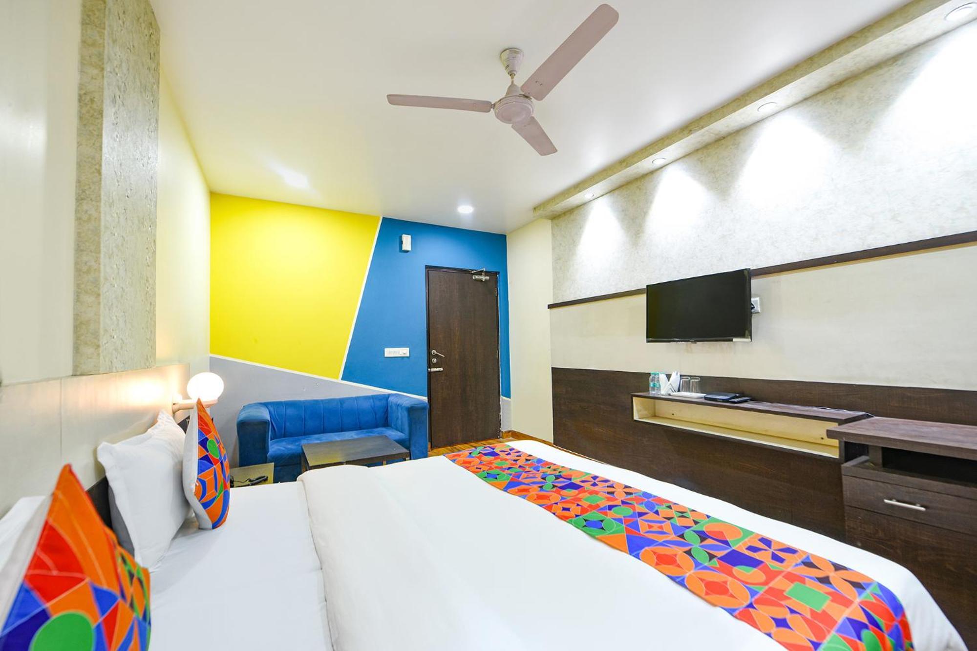 Fabhotel West View Gáziábád Kültér fotó
