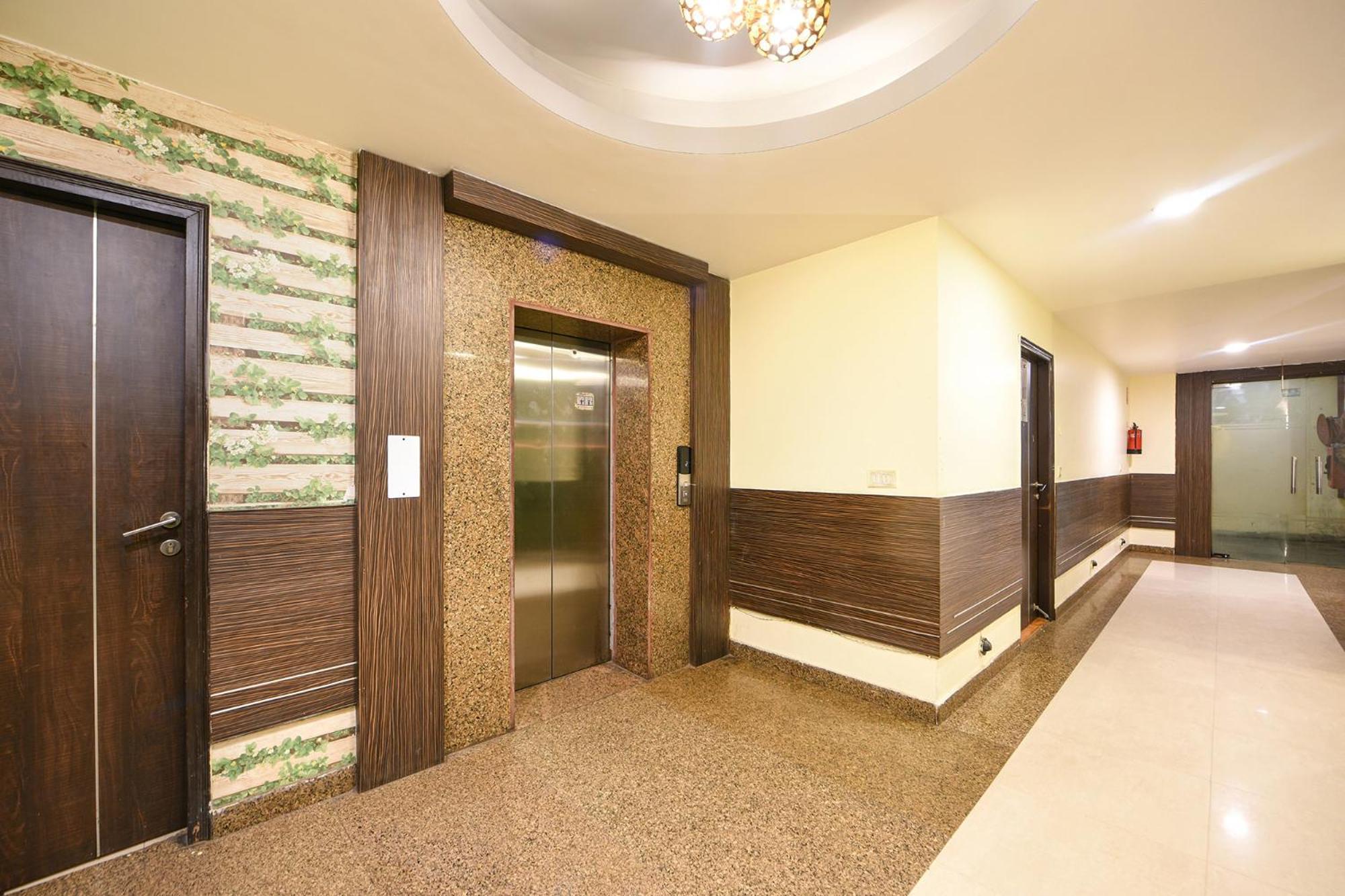 Fabhotel West View Gáziábád Kültér fotó