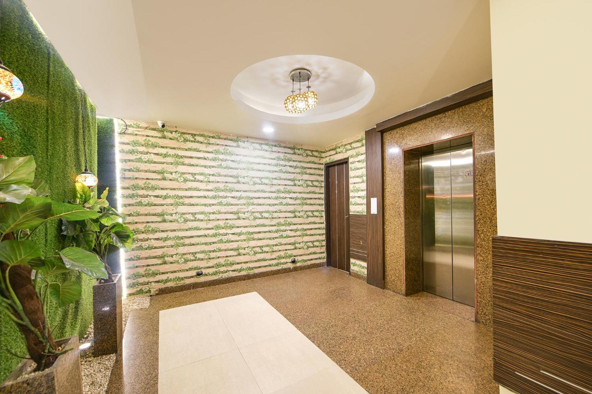 Fabhotel West View Gáziábád Kültér fotó