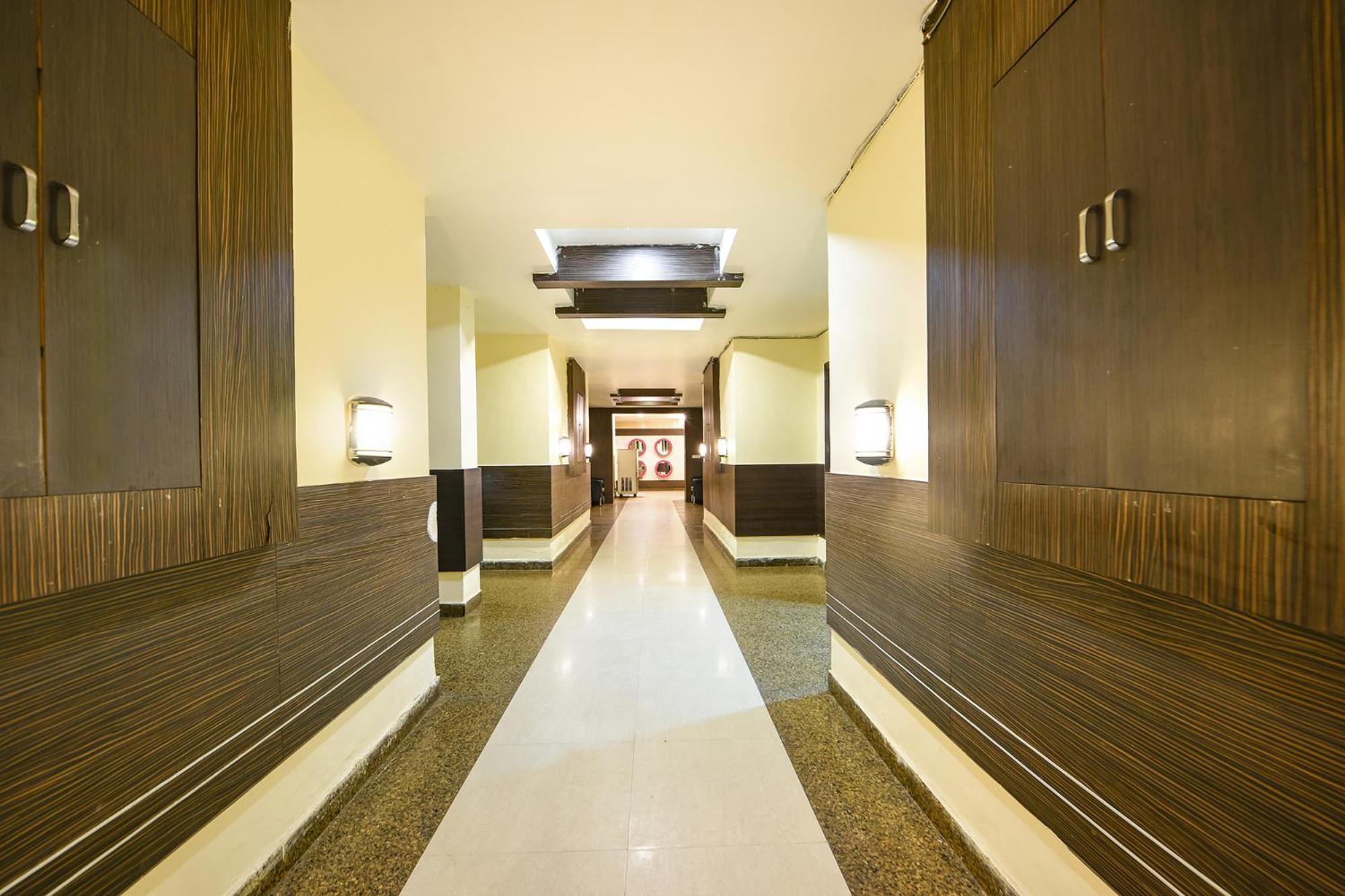 Fabhotel West View Gáziábád Kültér fotó